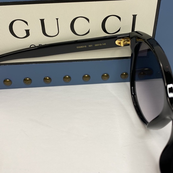 New- GUCCI GG0631S 001 round sunglass comes black frame with grey gradient le…
